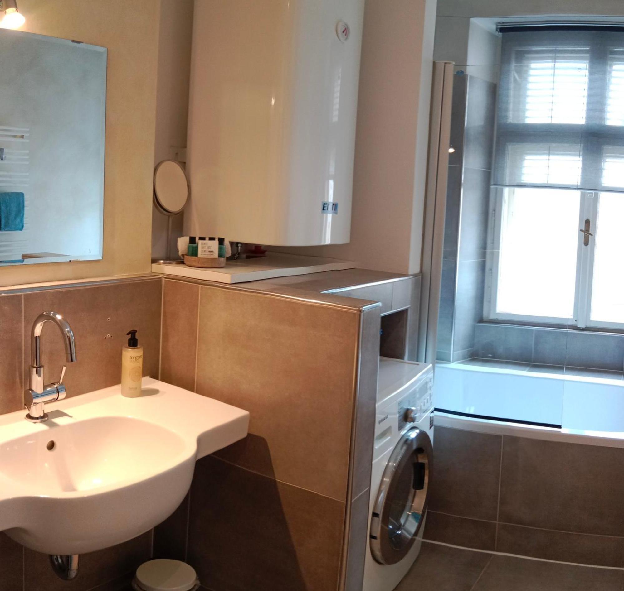 Arte Vida Boutique Guesthouse Salzburg Bilik gambar